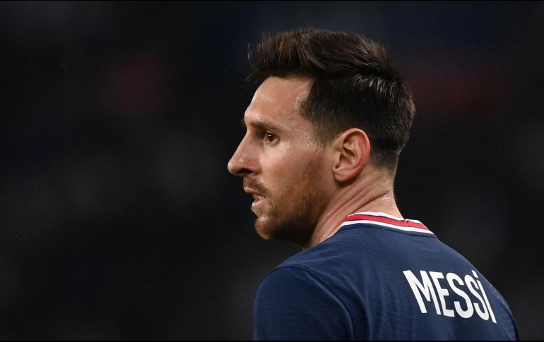 Titular dos veces desde que fichó por el club francés, Messi busca su primer gol fuera del Barcelona. AFP / ARCHIVO