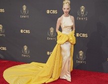 La actriz de origen argentino Anya Taylor-Joy deslumbró en la alfombra roja de los Emmy 2021 en un impresionante vestido amarillo firmado por Dior. AP