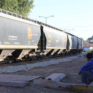 Bloqueos ferroviarios en Michoacán dejan pérdidas de 3.8 MDD: Caintra