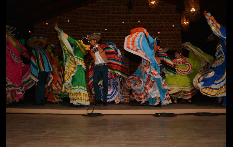 Bailable GENTE BIEN JALISCO/MARIFER RACHED