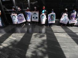 Familiares reconocieron los hallazgos encontrados en la Barranca de la Carnicería de Cocula, las identificaciones de los restos de estudiantes y algunas detenciones. EFE/S. Gutiérrez