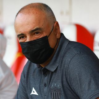 Necaxa despide a Guillermo Vázquez