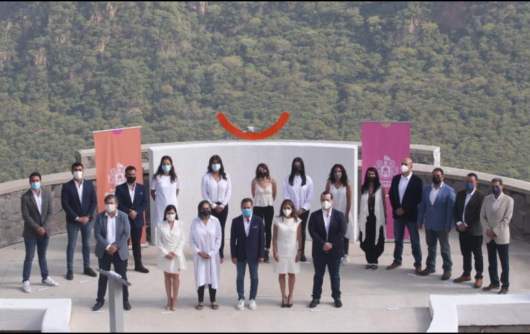 El presidente municipal electo de Guadalajara, Pablo Lemus Navarro, presentó este martes 28 de septiembre a los integrantes del gabinete que lo acompañarán al inicio de su administración. EL INFORMADOR / A. Camacho