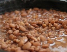 Disfruta preparar frijoles de la olla. ESPECIAL/Photo by HomeMaker on Pixabay.