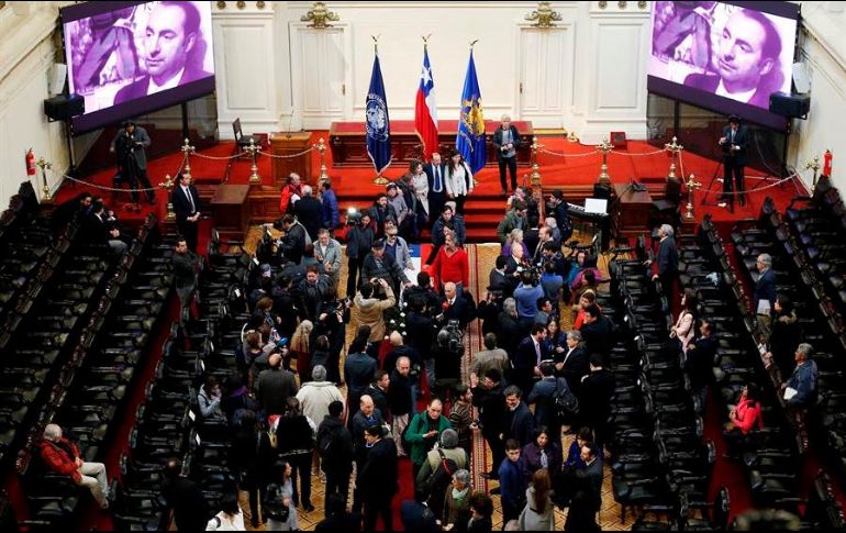 Será el Senado el que decidirá si los chilenos podrán retirar por cuarta ocasión parte de los fondos destinados a sus futuras jubilaciones. EFE/ARCHIVO