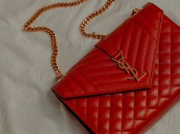 La plataforma mexicana Troquer se especializa en compra y venta de piezas de lujo de segunda mano.UNSPLASH/ LAURA CHOUETTE