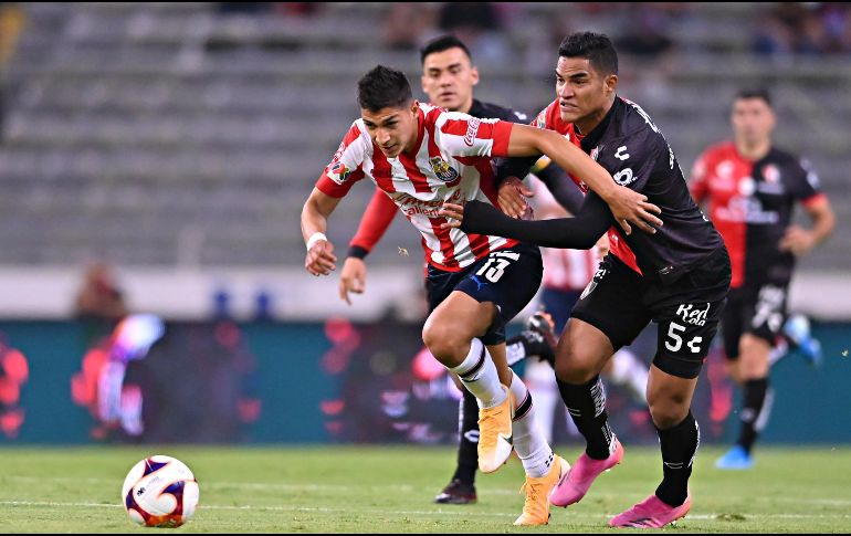 Chivas y Atlas se enfrentaron por última vez en la J16 del Torneo Guard1anes 2021. En aquel encuentro, el Guadalajara se impuso 1-0 con gol de Ángel Zaldívar. IMAGO7