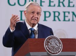 AMLO recordó que en el pasado, se simulaban las licitaciones y se daban recursos a las empresas que ayudaron en la campaña, pero con sobreprecio. SUN / ARCHIVO