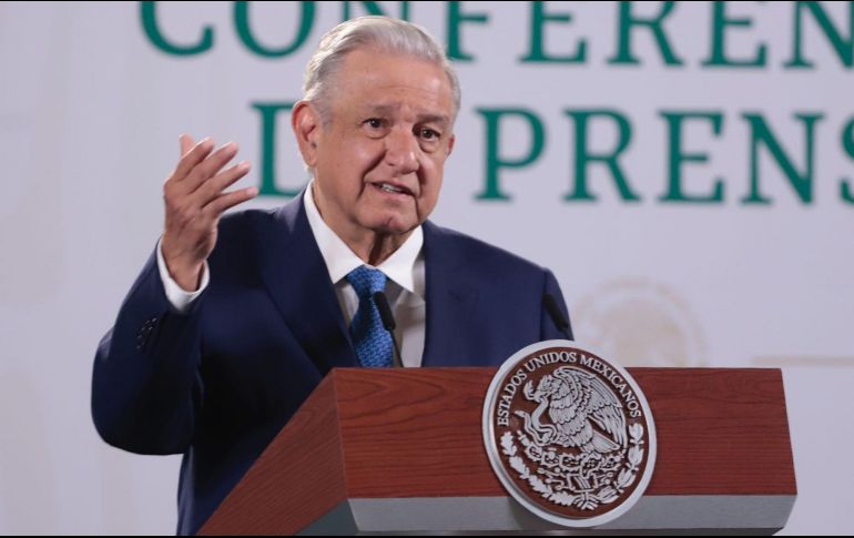 AMLO recordó que en el pasado, se simulaban las licitaciones y se daban recursos a las empresas que ayudaron en la campaña, pero con sobreprecio. SUN / ARCHIVO