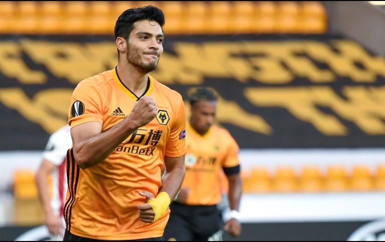 Raúl Jiménez el fin de semana volvió anotar con el Wolverhampton en la Premier League, hecho que destacó 