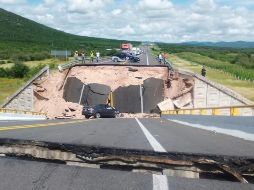 El pasado 9 de julio, este puente fue cerrado a la circulación debido a que las lluvias registradas provocaron un desplazamiento. ESPECIAL