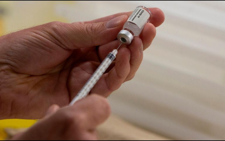 Las autoridades del sector salud anunciaron hace una semana la nueva etapa de vacunación, la cual se realizará con el biológico de Pfizer. AP / ARCHIVO