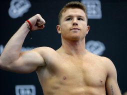 ENFOCADO. Saúl Álvarez se prepara para su próxima pelea ante Caleb Plant. AP/ARCHIVO