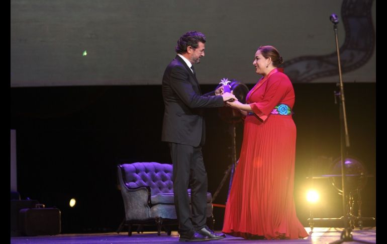 A la ceremonia asistieron autoridades como Ricardo Villanueva, rector de la UdeG; Pablo Lemus, presidente municipal de Guadalajara, y Juan José Frangie, presidente municipal de Zapopan. EL INFORMADOR/A. Camacho