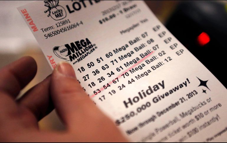 Fitton compró los boletos en un comercio de Boca Ratón y reclamó su premio seis días después de haber ganado la lotería, que supondrá además a la tienda una comisión de 10 mil dólares por vender los números ganadores. AP / ARCHIVO
