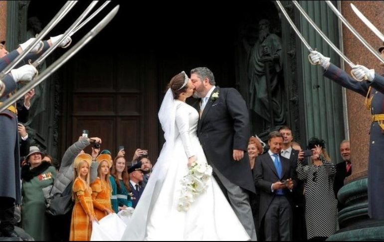 La ceremonia se llevó a cabo en la catedral de San Isaac. REUTERS