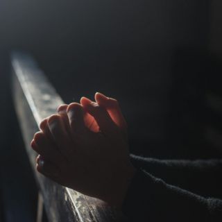 Las víctimas de abusos sexuales en la Iglesia, ante esperado informe en Francia