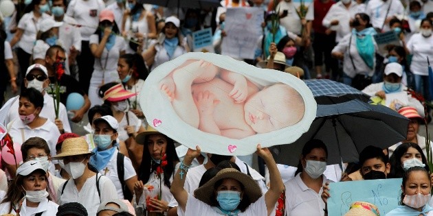 Aborto: Marchan en Guadalajara contra la despenalización