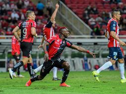 REVOLUCIONADO. Julián Quiñones provocó el penal con el que Atlas se impuso en un duelo muy enérgico. IMAGO7