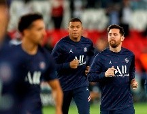 Es la primera vez que Kylian Mbappé (C) se pronuncia al respecto después de su fallido traspaso al Real Madrid, que ofreció sin éxito 180 MDE para ficharlo en su último año de contrato. EFE / ARCHIVO