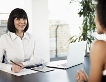 ¿En qué etapa de la postulación le preguntas a la empresa por el salario correspondiente al puesto al que postulaste? GETTY IMAGES