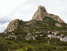 Peña de Bernal, Querétaro. ESPECIAL/Imagen de Mike Ramírez en Pixabay.