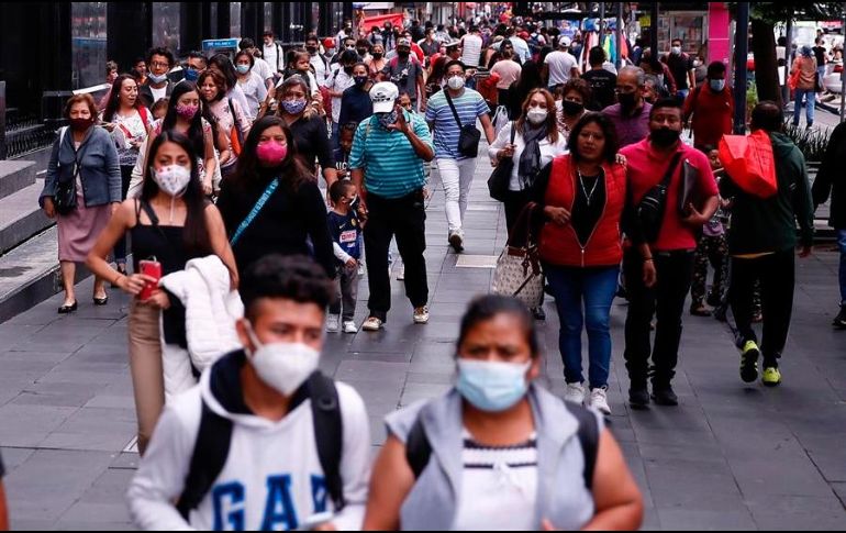 Hasta ahora, 65.48 millones de personas mayores de 18 años tienen al menos una dosis de la vacuna contra el COVID-19. EFE/C. Ramírez
