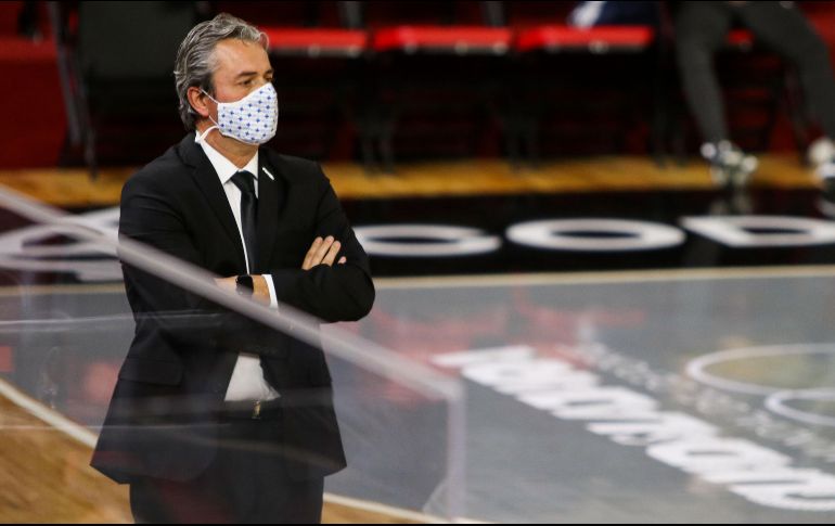 El entrenador del equipo tapatío señaló que la prioridad deberían ser en todo momento los jugadores. IMAGO7