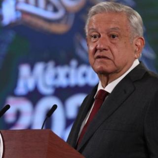AMLO arremete contra Raúl Padilla al opinar sobre la autonomía en universidades públicas