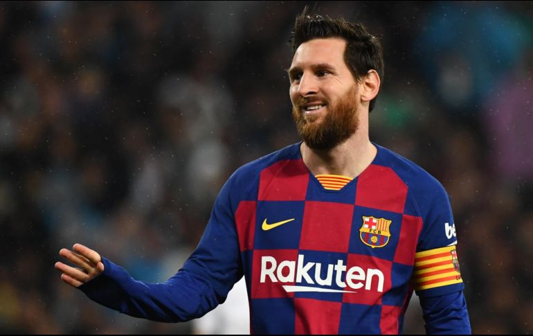 Laporta dice que no podían pedir a Messi jugar gratis en el Barcelona. AFP / ARCHIVO