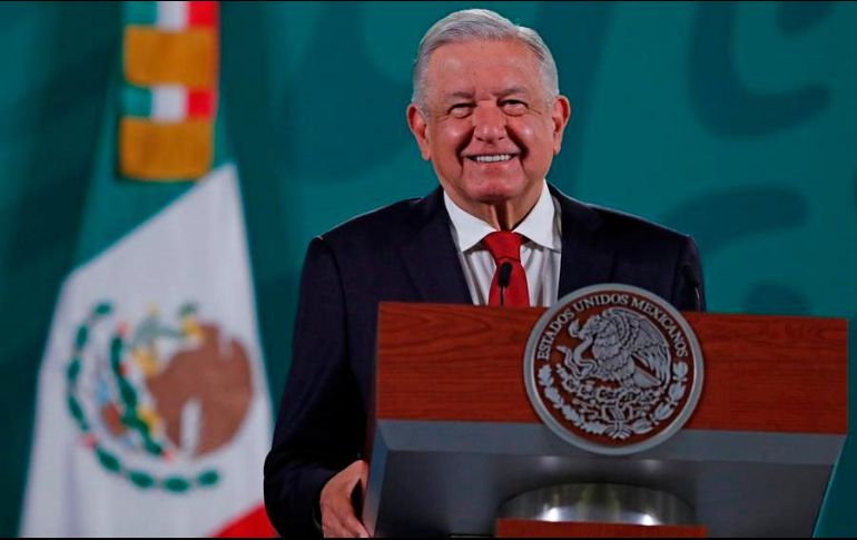 AMLO destacó que hay que trabajar todos juntos para la realización de sus proyectos. EFE/M. Guzmán