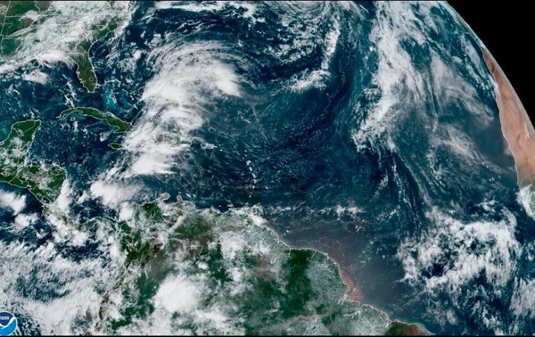 El meteoro una tiene probabilidad de desarrollo ciclónico en las próximas 48 horas a cinco días. EFE/ARCHIVO