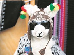 Recuerdos. En este sitio encontrarás diversos tipos de artesanías. EFE/M. Alipaz