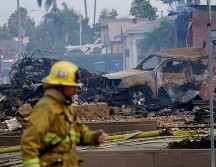 Dos heridos con quemaduras fueron llevados al hospital, informaron los bomberos. AP/G. Bull