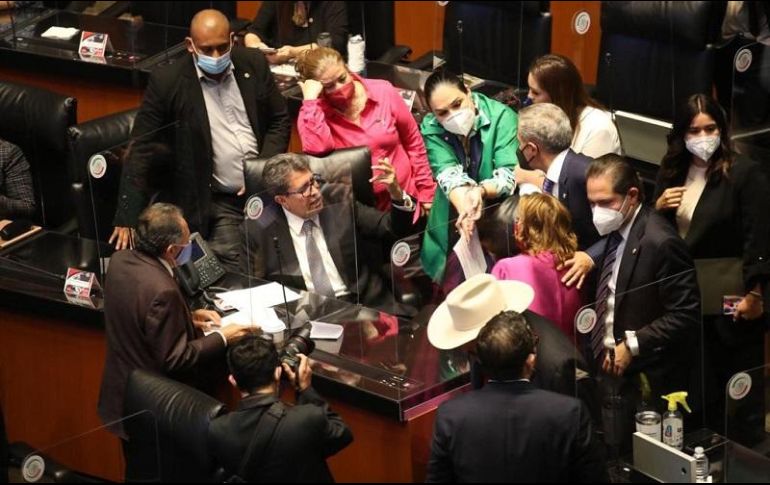 Legisladores panistas pidieron la renuncia de Juan Antonio Ferrer, Jorge Alcocer y Zoé Robledo. SUN/G. Espinosa