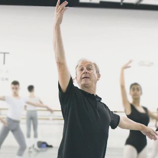 Vladimir Issaev busca talento en el ballet tapatío