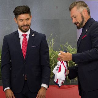 Fue un error contratar a Oribe Peralta: José Luis Higuera