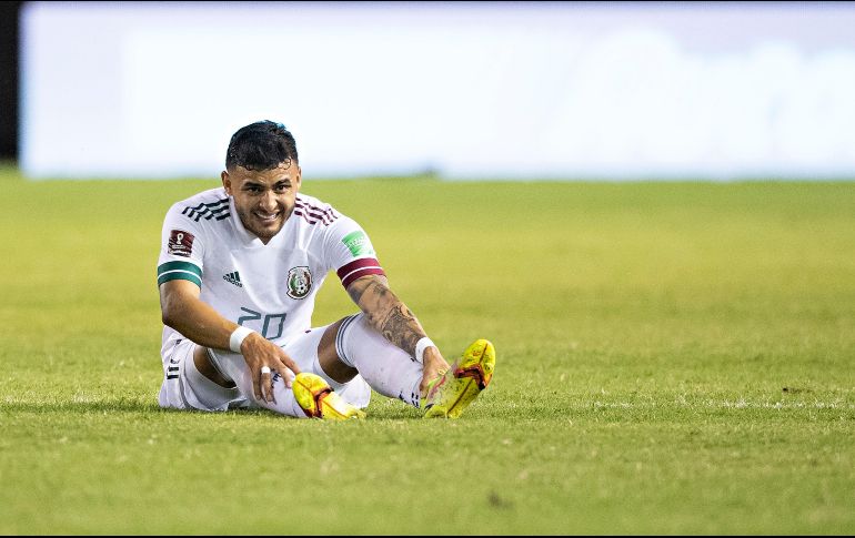 PELIGRO. Las luces de alarma se encenderán de nueva cuenta en Chivas, pues a falta de un diagnóstico médico, existe la posibilidad de que el Guadalajara pierda de nuevo a su jugador más habilidoso. IMAGO7