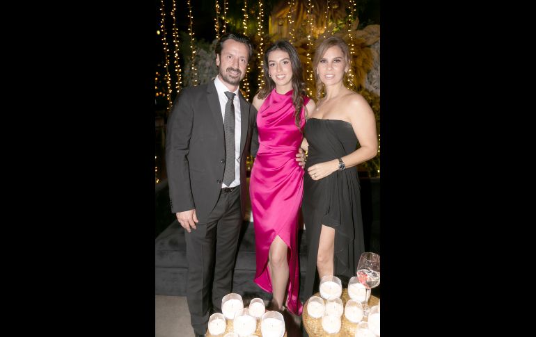 Jorge Michel, Renata Michel y Alejandra Álvarez. GENTE BIEN JALISCO/ JORGE SOLTERO