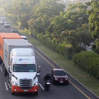 Sin vigilancia, tráileres burlan restricción