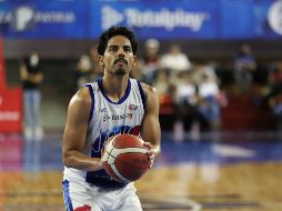 Jorge Gutiérrez comandó el triunfo con 21 puntos. TWITTER/@AstrosJalisco