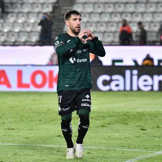 Santos empata con Pachuca en el último suspiro