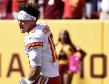 BRILLANTE. Mahomes completó 32 de 47 pases para 397 yardas, el máximo de la temporada. Además lanzó para dos touchdowns. AFP/G. FIUME