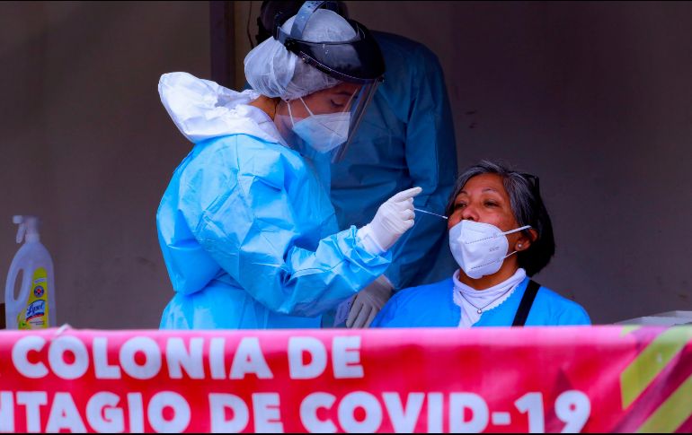 La ocupación media de camas generales en hospitales mexicanos se sitúa en un 44% y la de terapia intensiva en un 28%. EFE / ARCHIVO