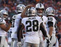 PIE DERECHO. Los Raiders de Las Vegas comenzaron la era post-Jon Gruden con una victoria. AFP/D. BRATFORD