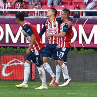 Ronaldo Cisneros sonríe después del peor momento de su vida