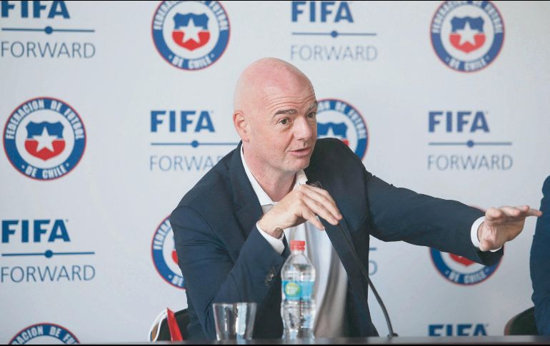 En lo suyo. El presidente de la FIFA insiste en cambios en todos los sentidos dentro del futbol mundial. AFP