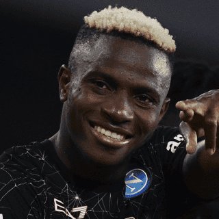 El Napoli sigue con el paso perfecto en Italia