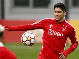 Edson Álvarez llegó al Ajax en 2019. AFP/M. Van Steen