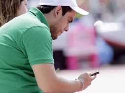 Si la persona que recibe el mensaje presiona el link o página a la que piden comunicarse puede ser víctima del robo de sus contraseñas. EL INFORMADOR / ARCHIVO